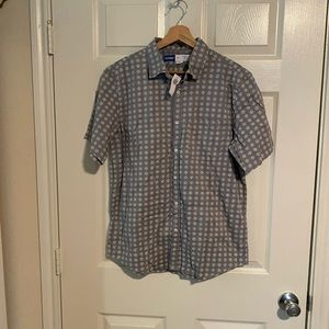 NWT Old Navy Silver Gray Everyday Button Down Short Sleeve